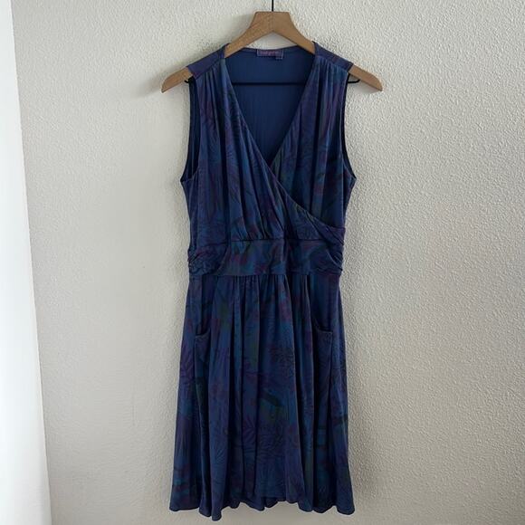 Fresh Produce Blue Floral Dress Front Crossover Slouchy Front Pockets Medium - Picture 1 of 7